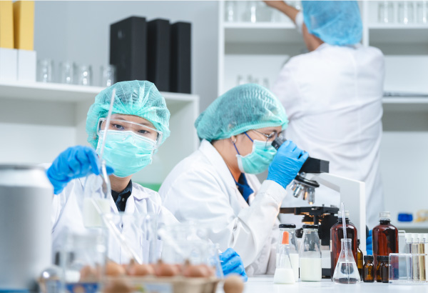 開発型企業です。